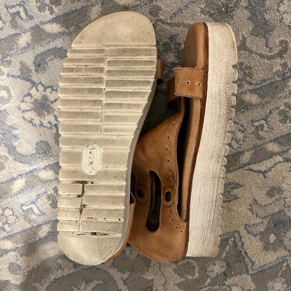 BedStu Platform Sandals Real Leather - Picture 2 of 2